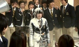 Không thể lên án bạo lực học đường bằng tư tưởng đầy bạo lực và hận thù