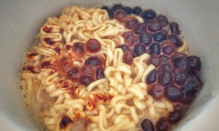 Mì tôm trà sữa trân châu - phiên bản trà sữa dành cho người dũng cảm