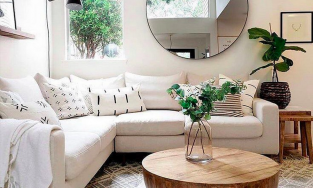 Phòng khách có đẹp trầm trồ hay không, một phần lớn dựa vào gương trang trí