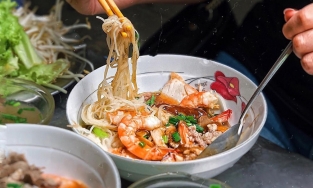 Hủ tiếu Thanh Xuân, quán ăn lưu lại hương vị thanh xuân của người Sài Gòn