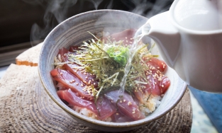 Ochazuke, món cơm chan nước trà từng bị dùng để đuổi khéo khách ở Nhật Bản