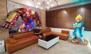 'Chịu chơi' như Độ Mixi, bàn nước phải kiêm luôn tủ lạnh và loa mới chịu