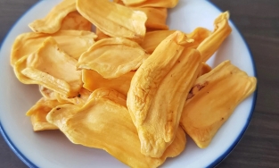 Mẹ Việt hướng dẫn cách làm mít sấy dẻo bằng nồi chiên không dầu siêu dễ