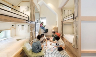 Phòng dorm là gì? Là được ở rẻ, kết bạn mới và mất đi ít nhiều riêng tư