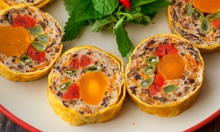 5 món giò ngon gắn liền với mâm cỗ Tết của người Việt 