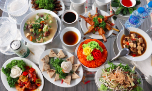 3 địa chỉ đặt cỗ Tết chay ở Hà Nội, 2 trong 3 nơi bán đến 29 Tết