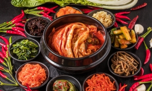 Kim chi và hành trình trở thành biểu tượng của ẩm thực Hàn Quốc