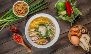 Bí kíp xử lý đồ ăn thừa ngày Tết biến thành món ngon nấu bao nhiêu cũng hết