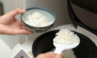 Bí quyết nấu cơm bằng nồi cơm điện ngon 