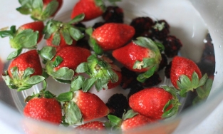 5 mẹo sơ chế thực phẩm và tận dụng hay giúp mẹ Việt nhàn tênh khi vào bếp