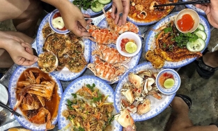 5 nhà hàng hải sản ngon, giá bình dân ở Đà Nẵng để nạp'vitamin sea'