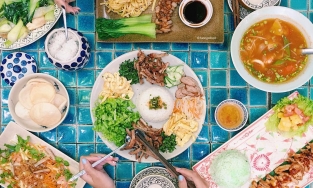 Cơm âm phủ - Món ăn có tên gọi kỳ lạ nhưng lại vô cùng hút khách ở Huế