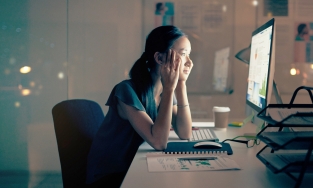 Những thói quen không tốt khiến chị em phải đến gặp bác sĩ nhãn khoa