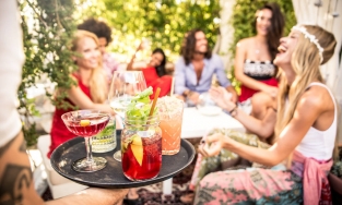 Aperitivo – Bữa phụ thể hiện tinh thần 'cuộc sống tươi đẹp” của người Ý
