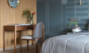 Căn hộ 2 phòng ngủ ở tầng áp mái ghi điểm với thiết kế nội thất sang chảnh 