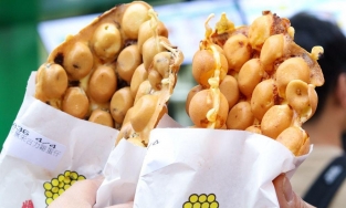 Bánh trứng gà non, món ăn vặt mang tính biểu tượng của Hong Kong