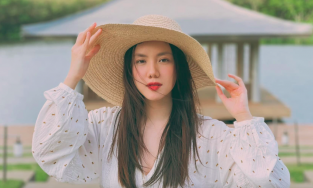 Nói mình là tuýp bị động nhưng Phương Ly rủ 'tán nhau không' kìa netizen ơi