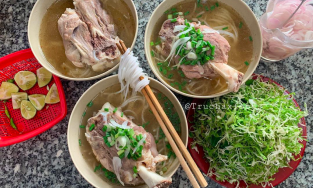 Bún chìa - món bún chỉ một miếng giò heo nhưng no cả buổi ở Buôn Ma Thuột