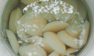 Xu xoa, món rau câu rẻ tiền nhưng gắn liền với tuổi thơ người xứ Quảng