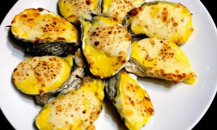 Công thức làm hàu nướng phô mai thơm ngậy ăn hoài không chán