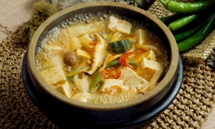 6 món ăn ngày mưa nóng hổi, đậm đà và dễ nấu