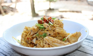 Sụn gà làm món gì ngon? Bỏ túi 7+ món ngon từ sụn gà ăn hết vẫn thấy thòm thèm