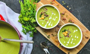 Cách nấu súp rau chân vịt kiểu Âu vừa hấp dẫn lại vừa tốt cho sức khỏe