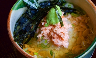 Cơm chan trà Ochazuke và 3 biến tấu hấp dẫn được lòng người Nhật Bản