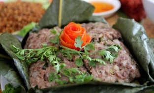 Nhứa pho, món thịt băm gói lá nướng mang đậm nét tinh túy của miền Tây Bắc