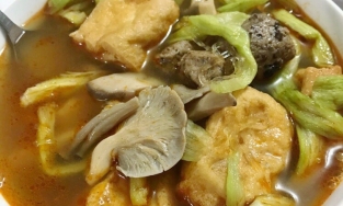 Cách làm bún mọc chay dọc mùng thanh đạm cực đơn giản mà ngon