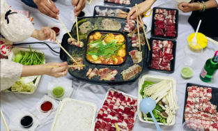 Cách đặt đồ ăn online ngon mà hời về liên hoan đón năm mới, hãy nhớ 5 bí kíp này