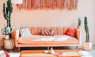 Sofa màu sắc để kéo rực rỡ vào phòng khách ngày Tết, tại sao không?