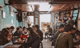 Café Đinh có gì đặc biệt mà John Legend chọn đến uống cà phê trong lần đầu đặt chân đến Việt Nam?