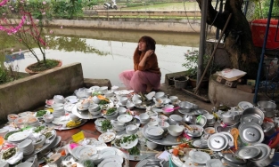 MXH rầm rộ bảng giá thuê người yêu dịp Tết: 'Ở lại rửa bát' được trả 1 triệu đồng