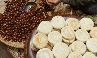 Bánh hạt dẻ, món bánh chuẩn ngon - bổ - rẻ - đặc sắc, đi Sa Pa mua về làm quà là chuẩn