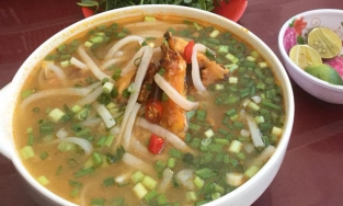 Cháo vạt giường - món cháo ăn phải dùng đũa ở Quảng Trị, bạn đã thử chưa?