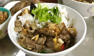 Cách làm bún bò Nam bộ chay ngon miệng lại nhẹ bụng, công thức ai thử cũng thành công