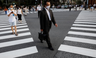  Nhật Bản biến màu vì Covid-19