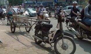 Hà Nội: Đổi xe máy cũ để giảm ô nhiễm không khí
