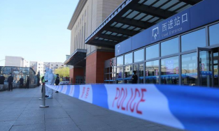 Covid-19 quay lại, Trung Quốc đóng cửa một thành phố để kiểm soát