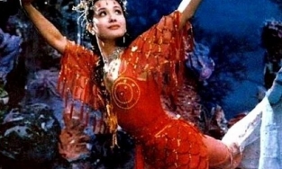 Nữ quái xinh đẹp nhất Tây du ký trở thành tỷ phú thế nào?