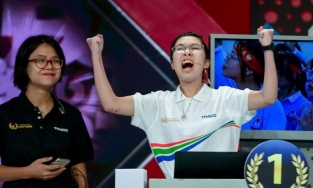 Nữ Quán quân Đường lên đỉnh Olympia bất ngờ bị chỉ trích vì thái độ tự tin