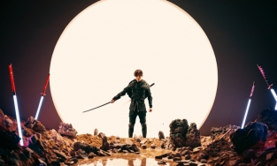 'Hoa hải đường' của Jack bị nhận xét na ná nhạc của Hoàng Thùy Linh