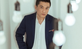 Lam Trường: U50 viên mãn bên vợ trẻ kém 17 tuổi