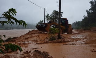 Quảng Trị: Sạt lở đồi khiến bé gái 2 tuổi tử vong