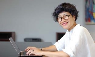 Chân dung Jang Kều - Người phụ nữ xây dựng hơn 700 nhà chống lũ