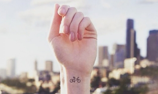 Nhân tướng học: Đoán tương lai sướng khổ giàu nghèo qua đường vân cổ tay