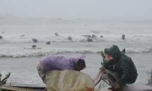 Đề xuất dùng hầm trú ẩn ở đảo Lý Sơn cho dân tránh bão Molave