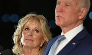 Jill Biden: Người vợ chữa lành vết thương cuộc đời cho Joe Biden