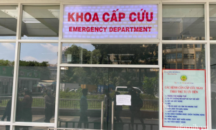 TP.HCM: Bé trai rơi từ lầu 3 trường học, nghi vấn tử tự vì chuyện gia đình